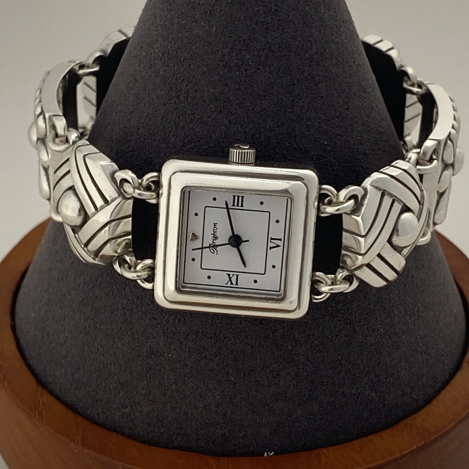 Brighton Sonora Watch Silver Plated Fold Over Clasp 7″ Needs Battery ****