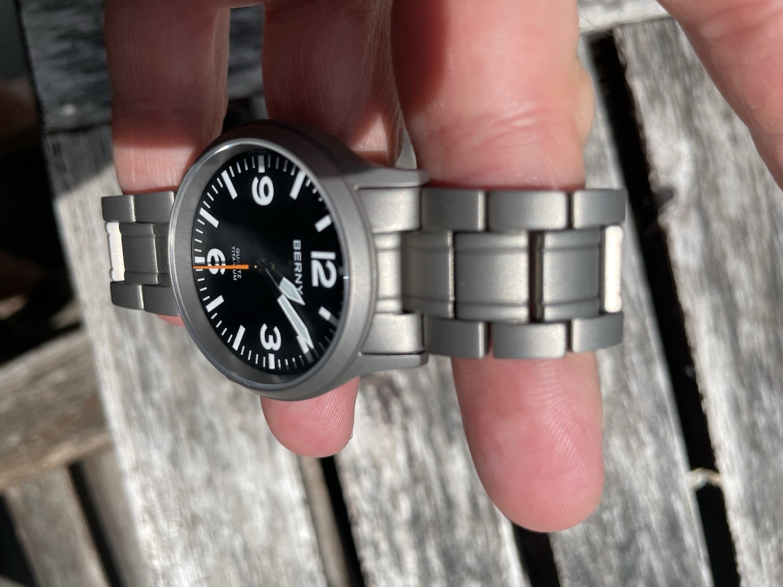 BERNY Men’s Quartz Titanium Pilot Watch Black Dial Gray Titanium Bracelet