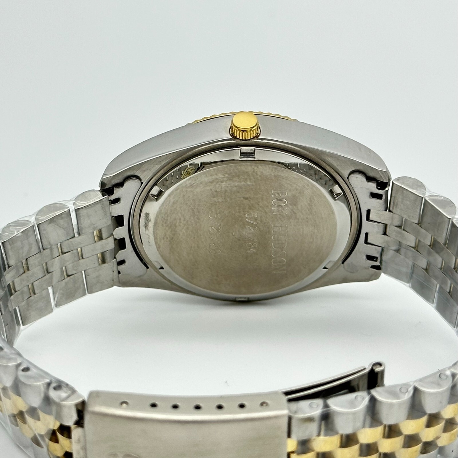 Men’s GRAPEVINE Two-Tone Champagne Dial, All Steel Watch, Day/Date, Fluted Bezel