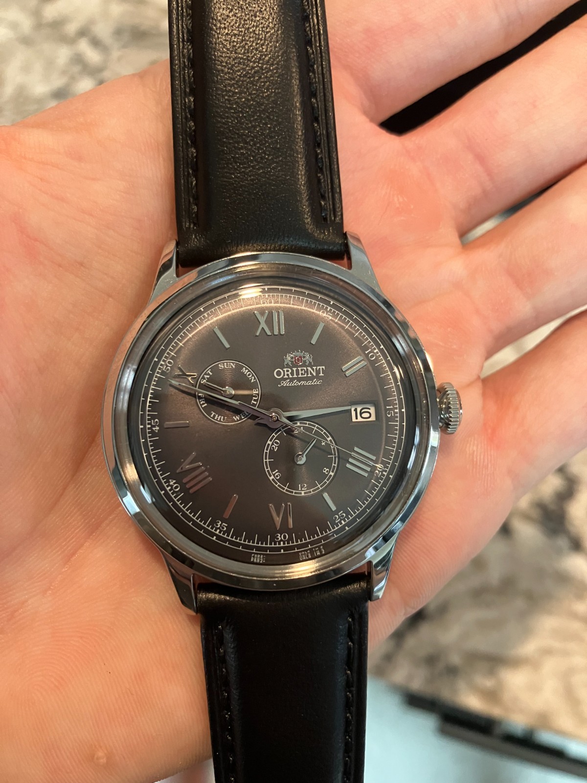 Orient Bambino Version 8 Watch – Black Dial – Excellent Condition