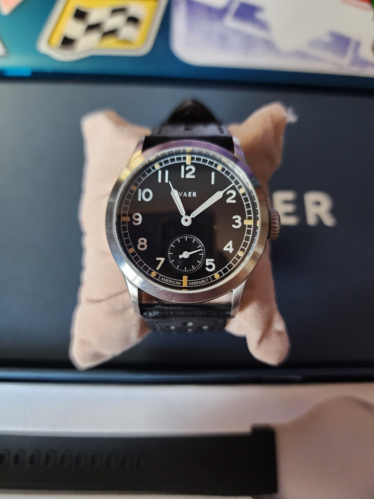 Vaer C3 Dirty Dozen 36mm Ameriquartz Field Watch (Small Seconds)