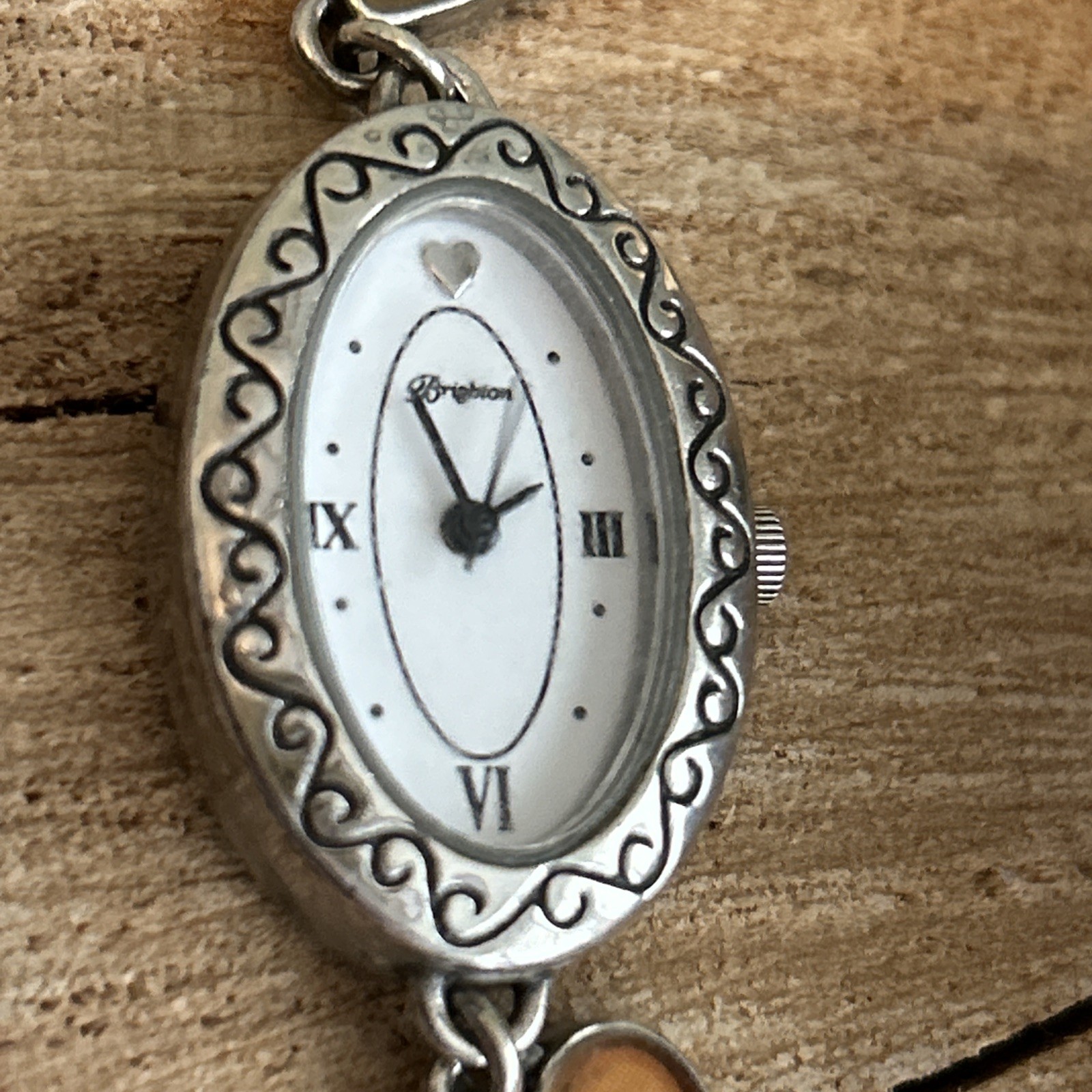 Brighton Piccadilly Watch Silver Plated Heart Links Oval Face Toggle Clasp 7-8″
