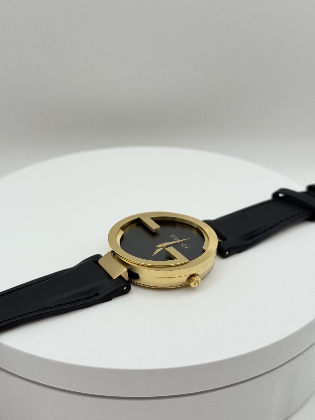 Gucci YA133312 Interlocking-G Grammy Special 37MM Unisex Black Leather Watch