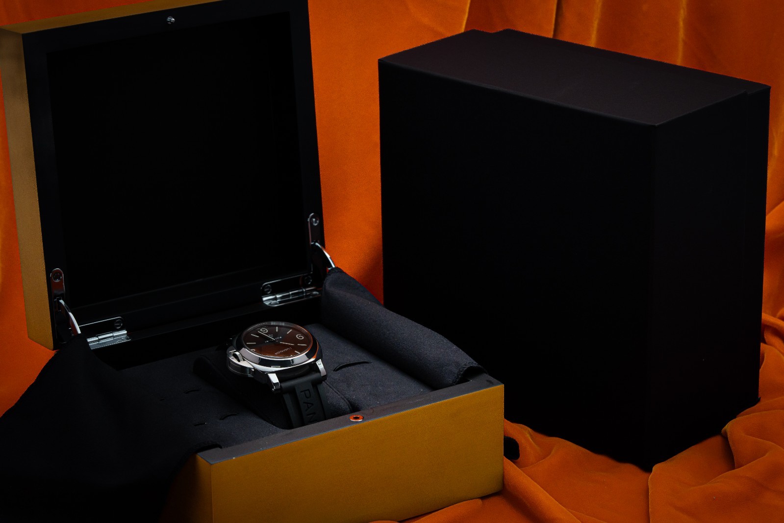 Panerai Luminor Base Logo PAM00000 2016 — Great Condition — Full Set