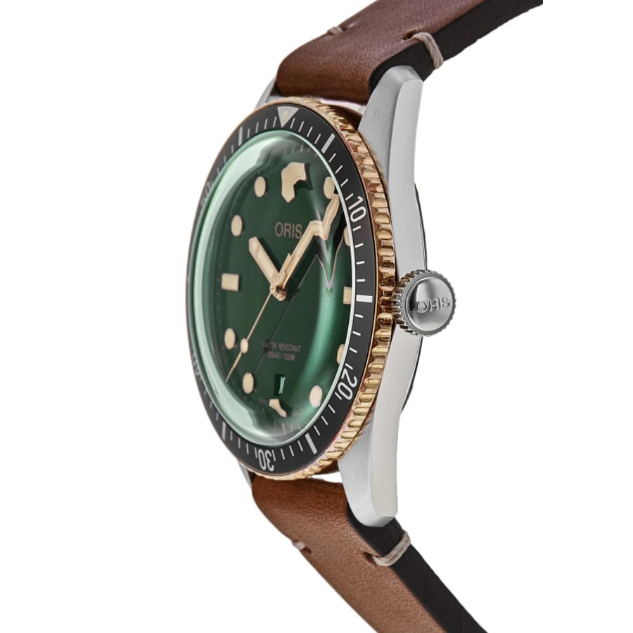 New Oris Divers Sixty-Five Green Dial Men’s Watch 01 733 7707 4357-07 5 20 45