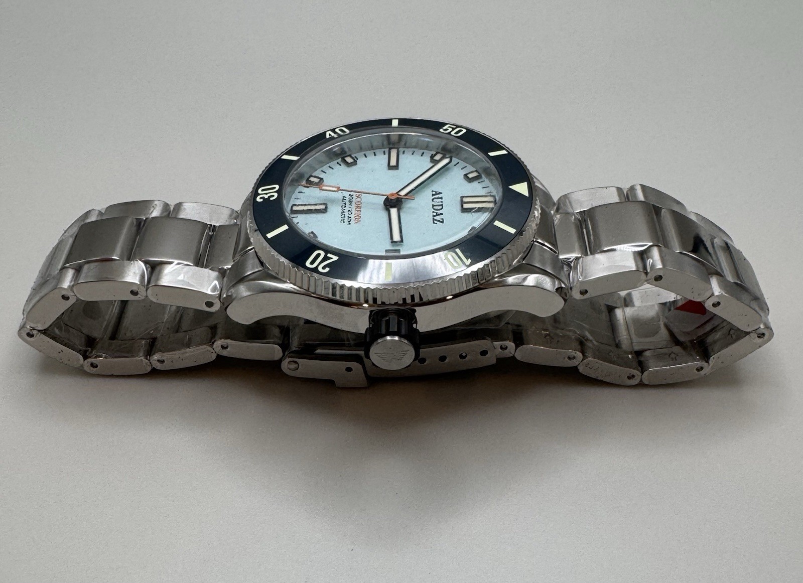 Audaz Scorpion ADZ-3090-05 Automatic Diver NEW 9015 Sapphire 200m Tiffany Blue