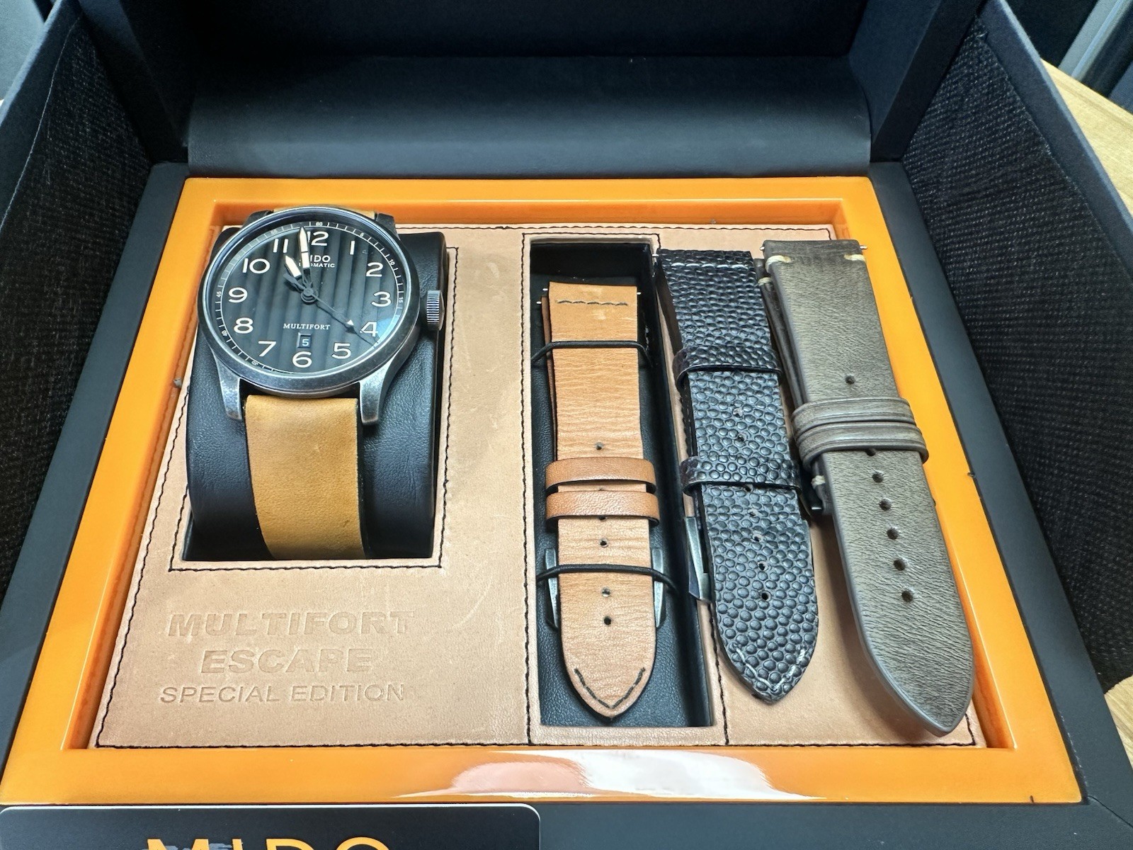 Mido Multifort Escape Horween Edition Full Set Limited & Xtra Leather Straps