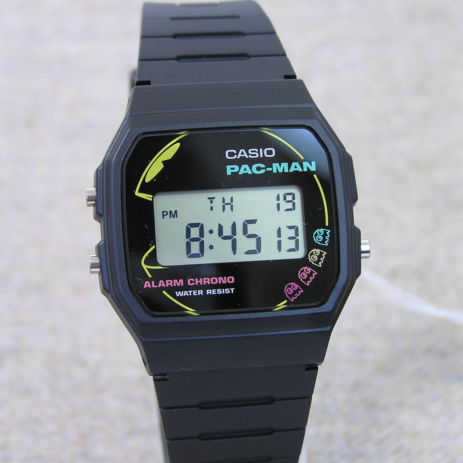 UK STOCK CASIO F-91WPC-1ADR Pac Man Limited Edition Bandai Japan Exclusive