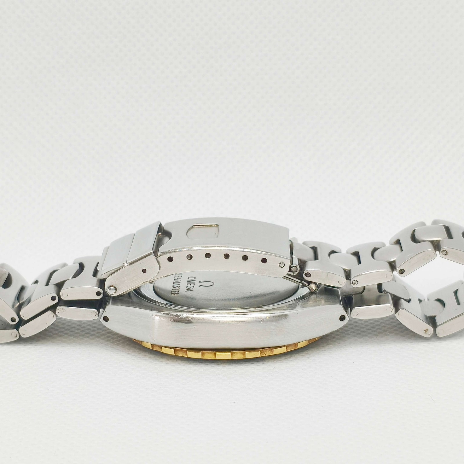 OMEGA Seamaster Professional 200m