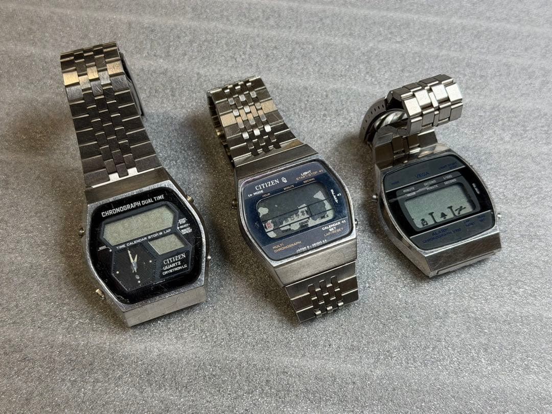 ① CITIZEN Digital Watches – 3-Piece Set (Junk)