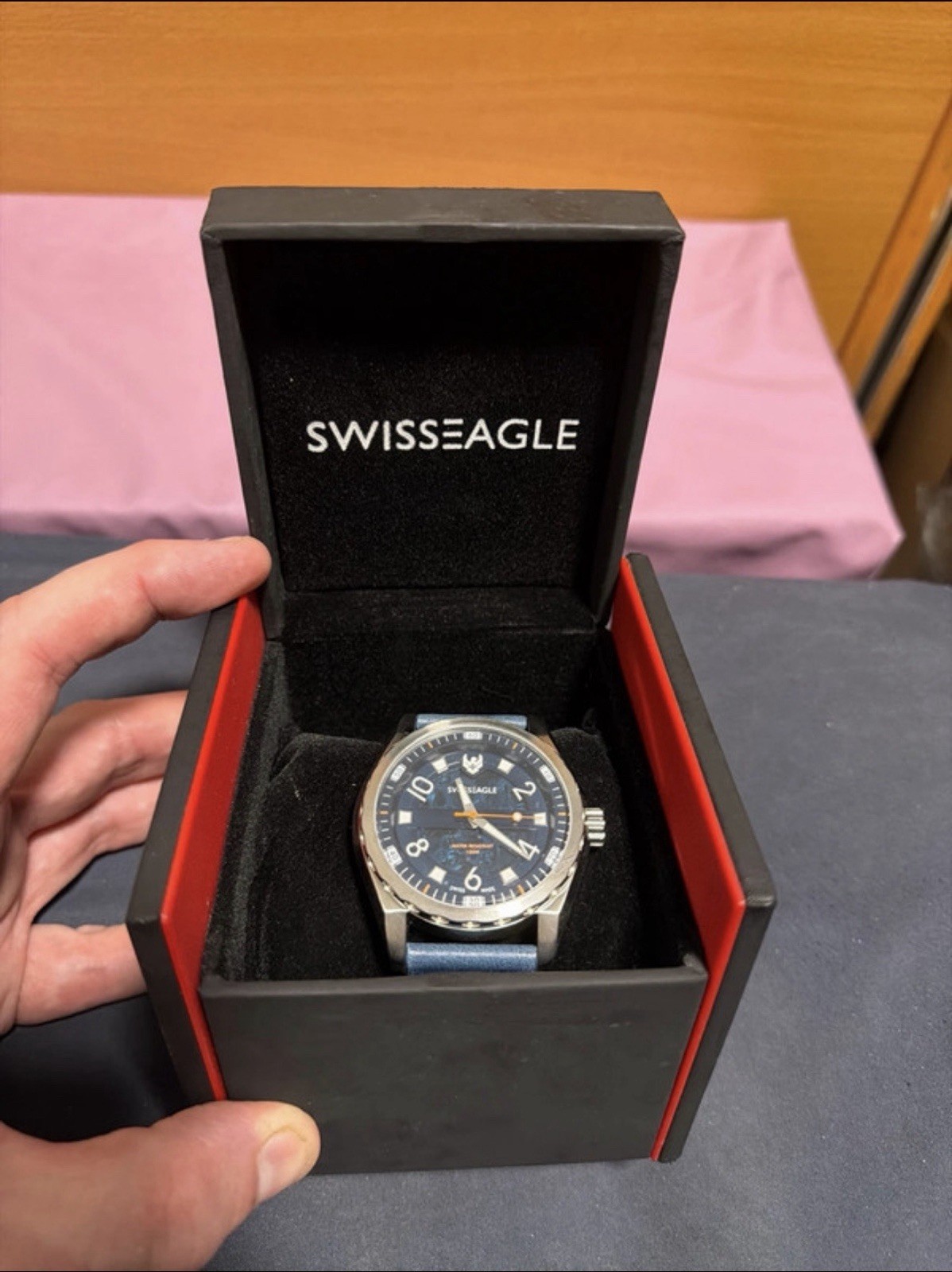 Swiss Eagle 47MM Automatic Stainless Steel Case Blue Leather strap New Unused
