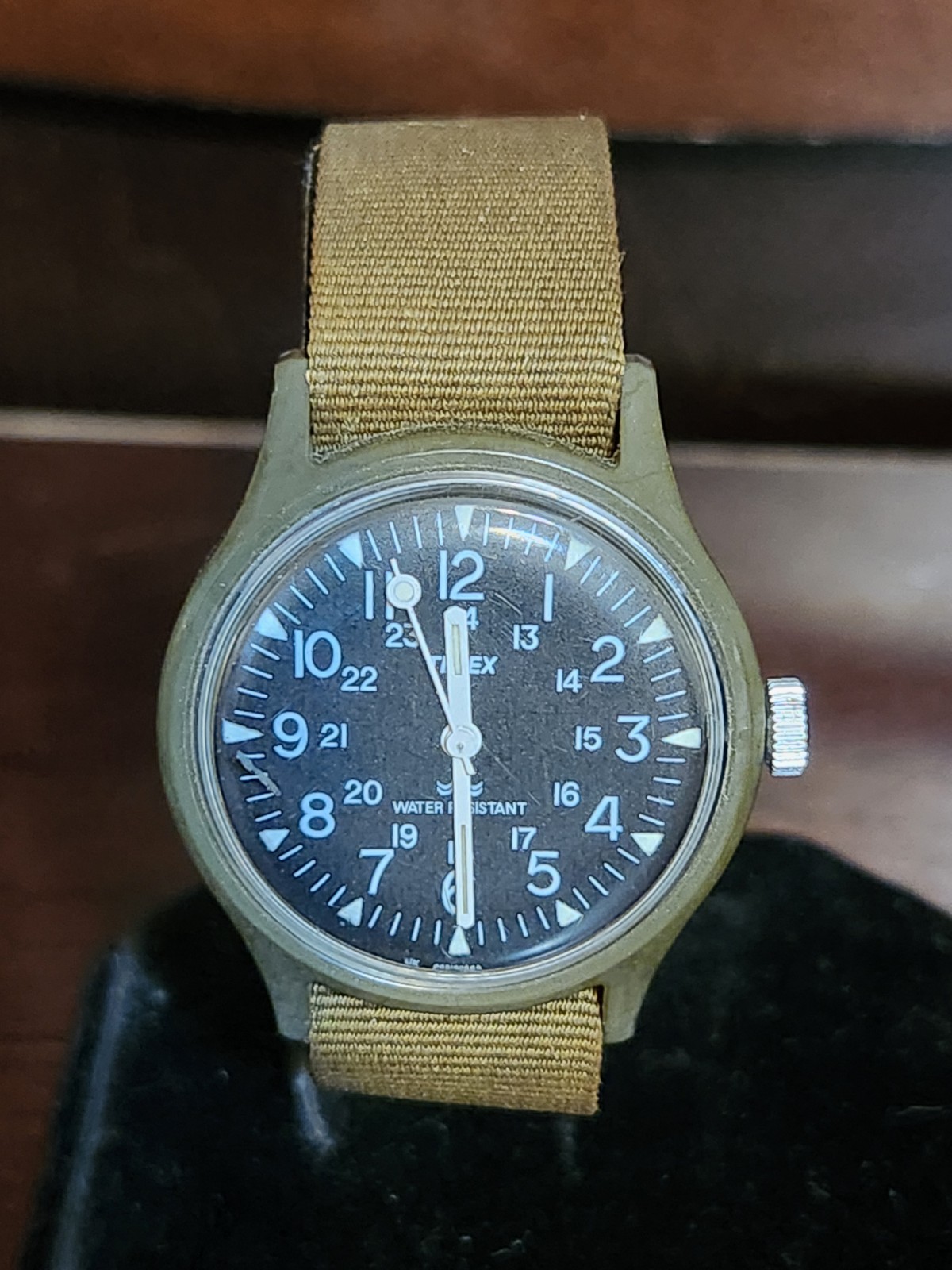 Vintage Timex MacGyver Camper Military Field Watch 35mm Green Manual Wind* Read