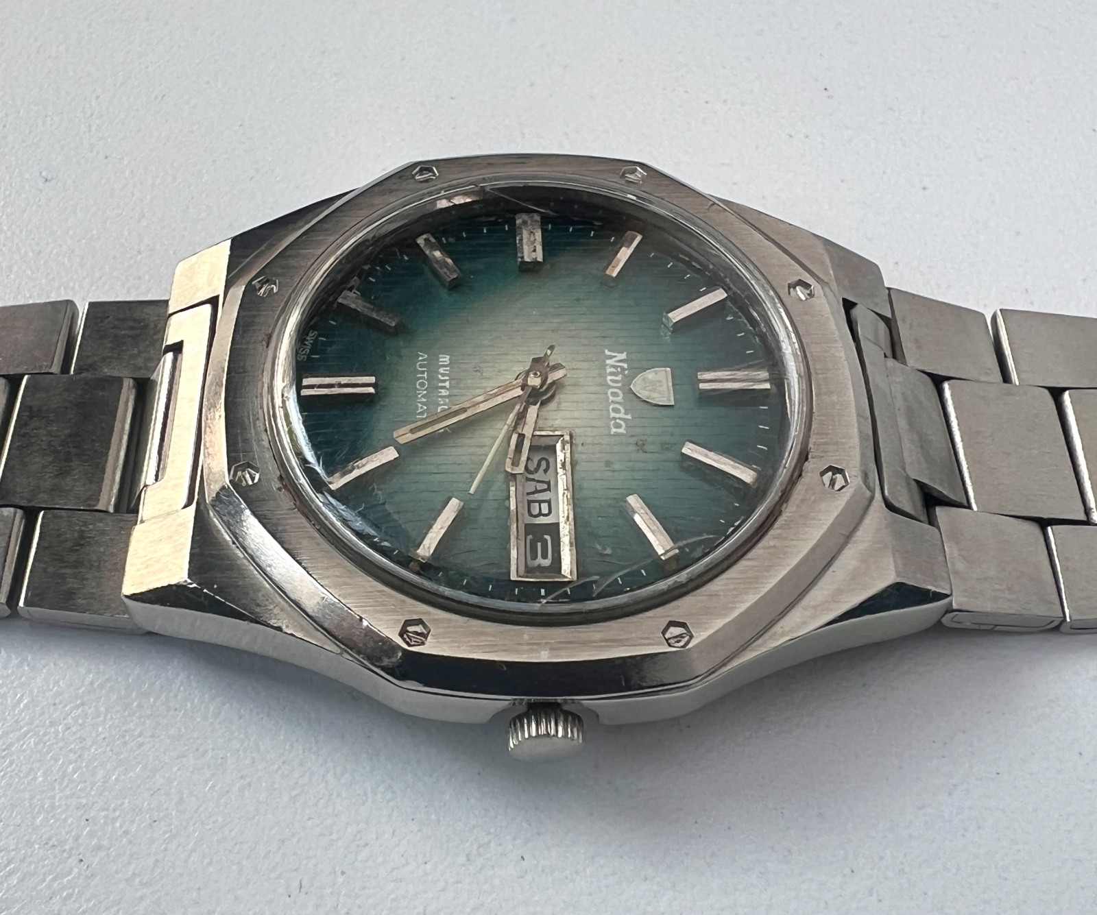 Nivada Grenchen F77 Automatic Watch Royal Oak Mustang 76 Vintage Mens Green Dial