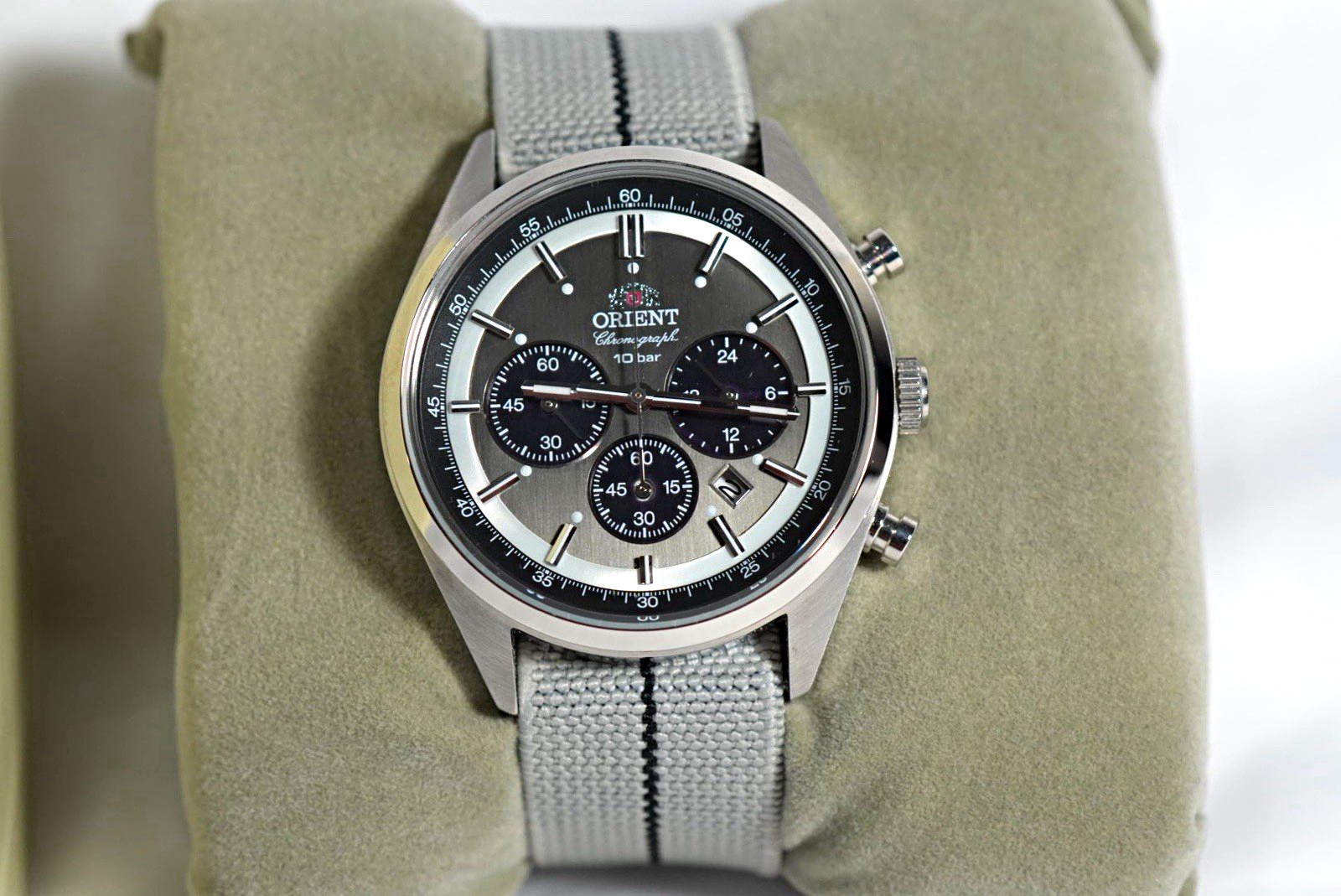 Orient Solar Chronograph Quartz Men’s Watch 42mm 100m Gray NATO Box Papers
