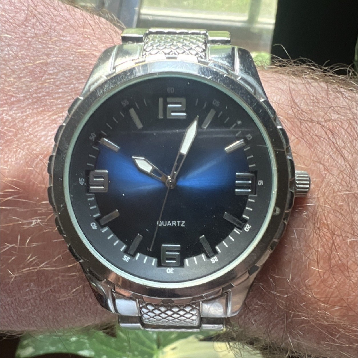 Geneva Men’s Quartz Watch Blue Sunburst Dial 45mm Silver-Tone Bracelet