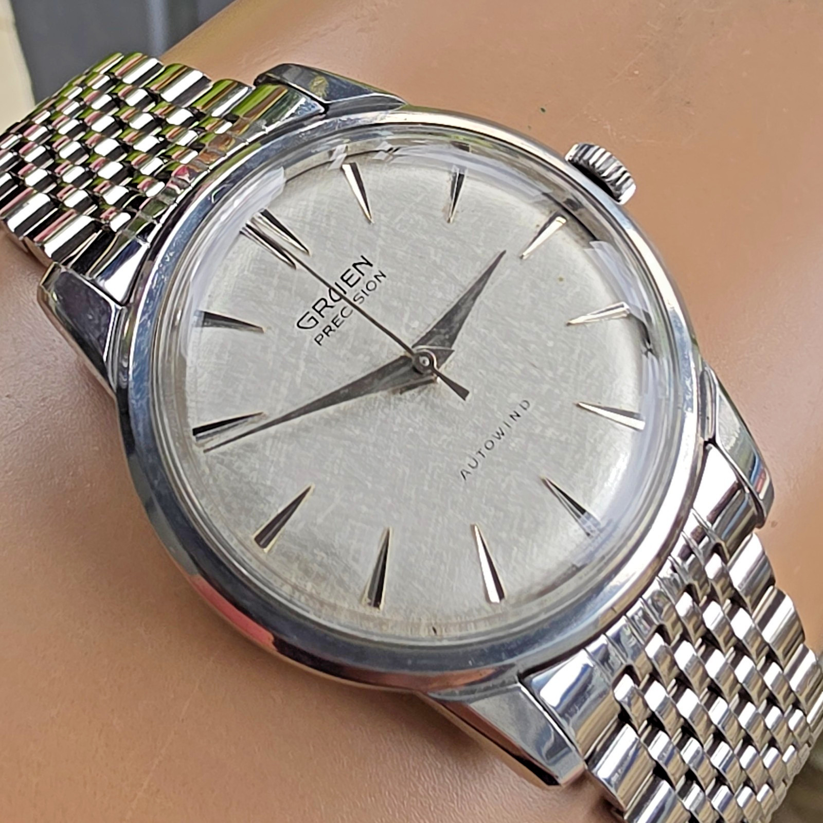 Vintage GRUEN men’s automatic watch 560SS-162 Linen dial 1950s