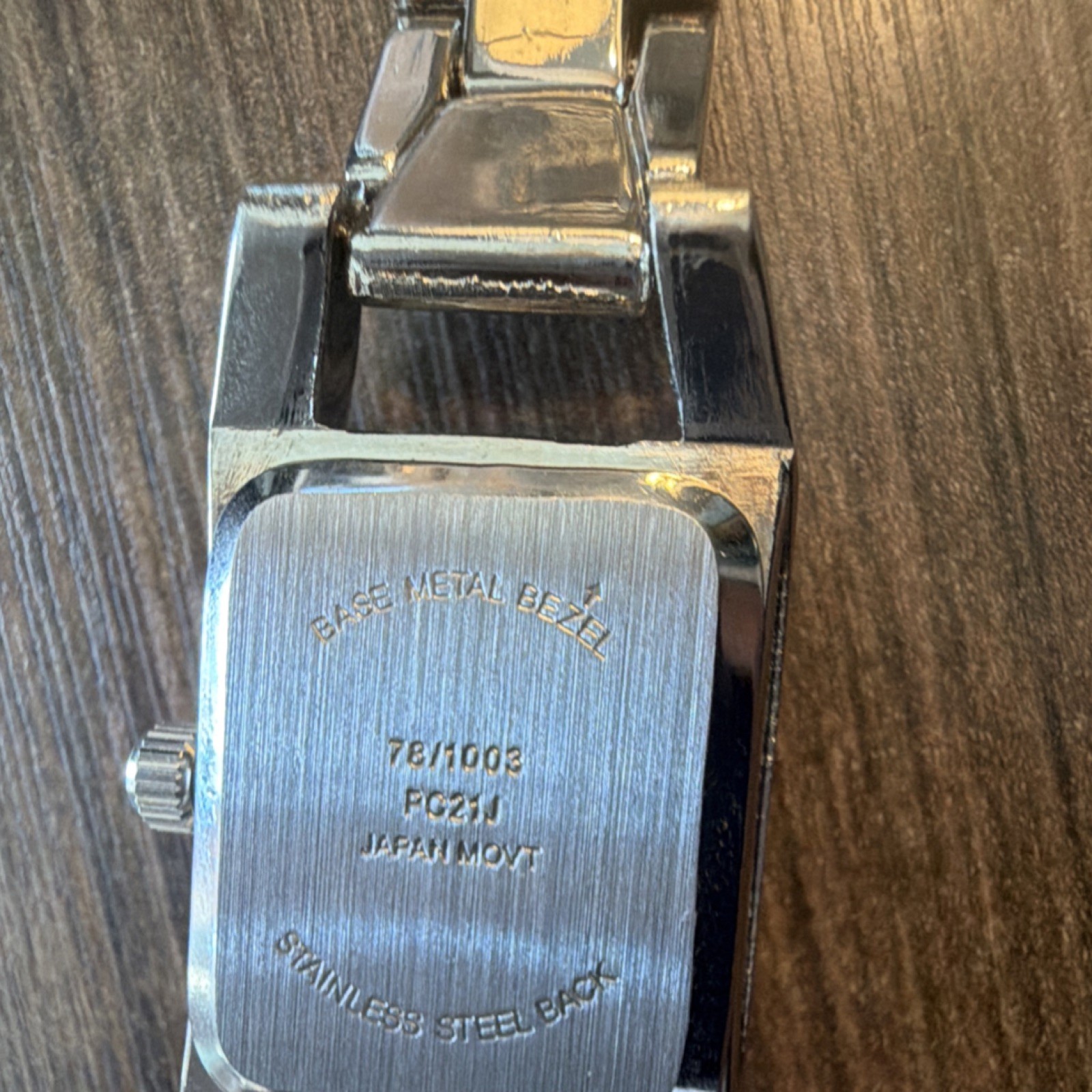 Women’s Quartz Rectangular Silver-Tone Stainless Bracelet Watch White Dial