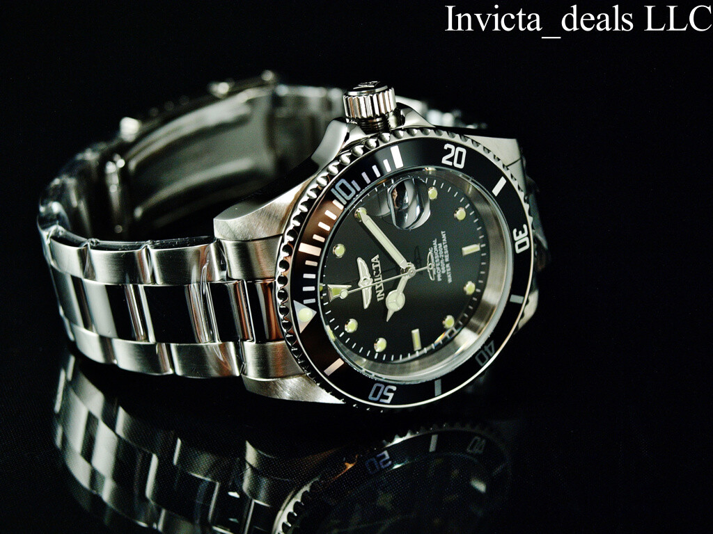 Invicta Men’s 40mm Pro Diver AUTOMATIC NH35A BLACK DIAL Silver Watch