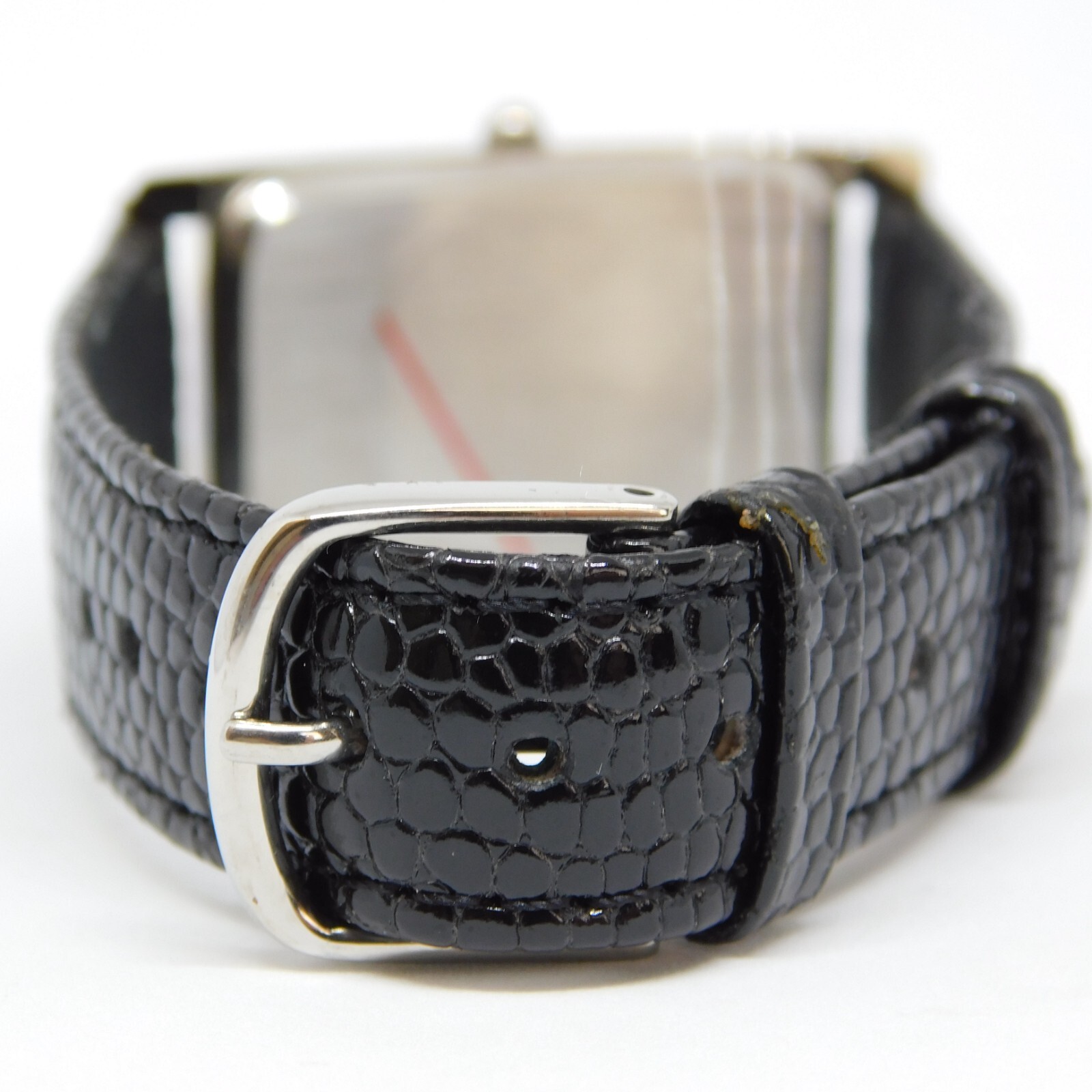 Six Flags Warner Bros. Genuine Leather Quartz Analog Women’s Watch New Battery
