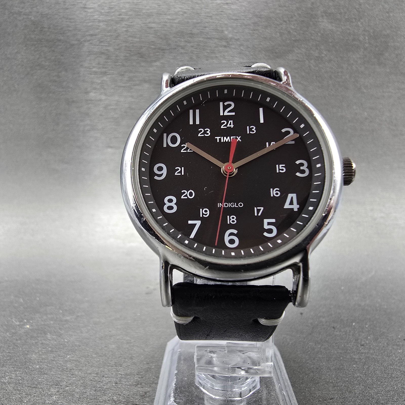 Timex Weekender Watch Men 37mm Black Dial Silver Tone Round T2N647 New Battery Q