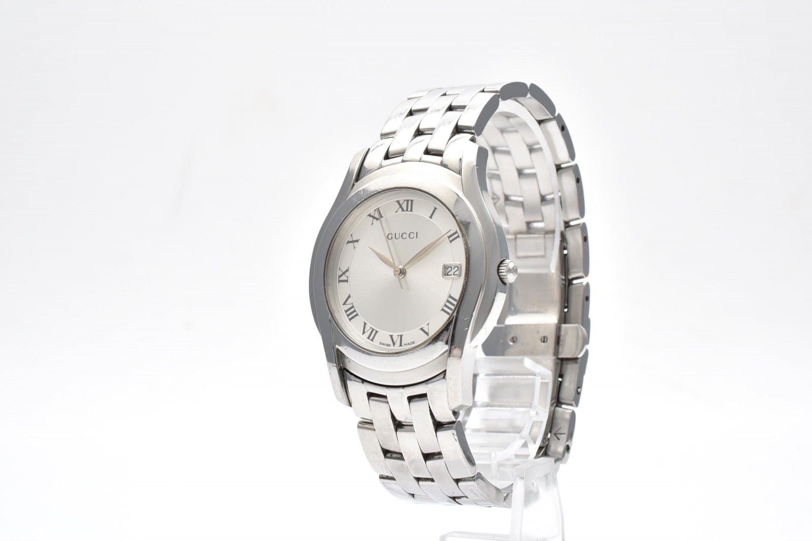 Authentic Gucci 5500M Quartz Silver Dial Date Watch