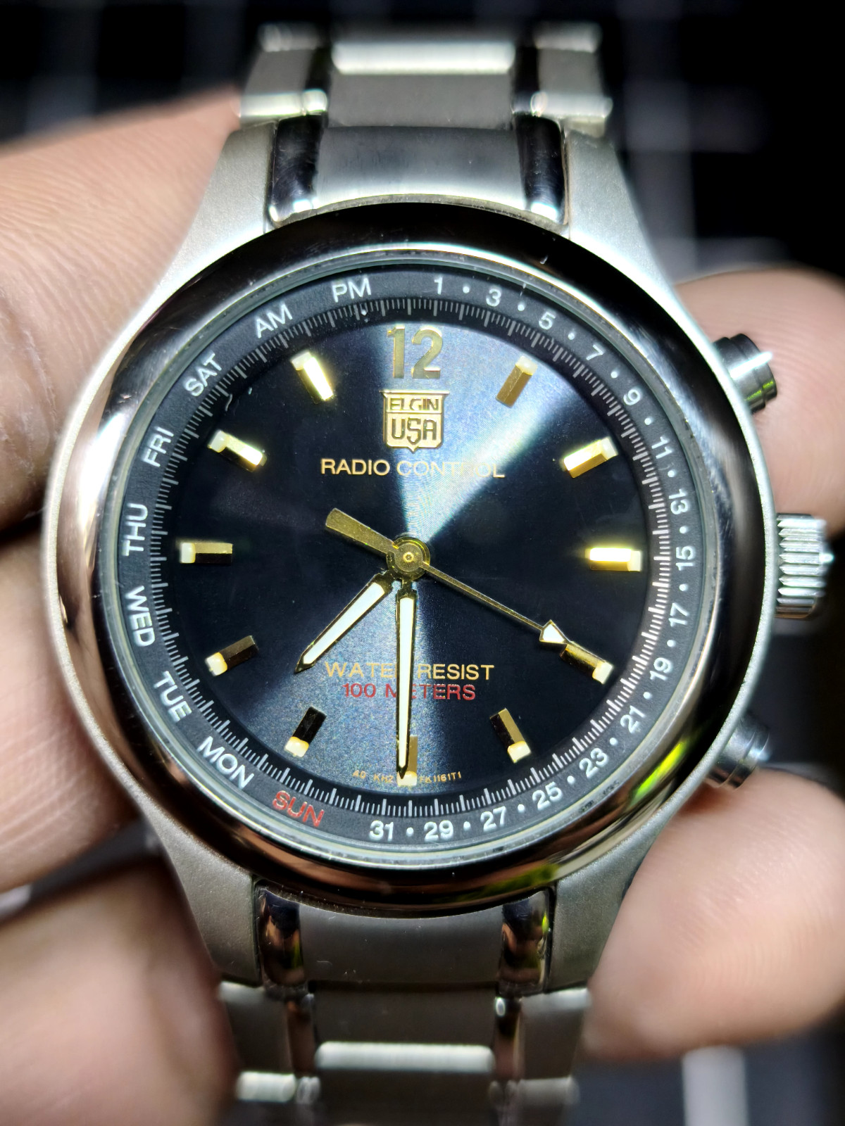 Vintage Elgin USA Radio Controlled Titanium Mens Watch FK-1161T