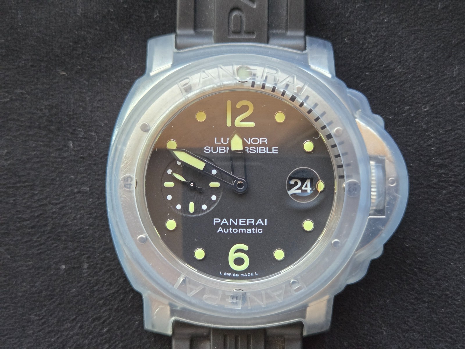 PANERAI LUMINOR Submersible 44mm Black Small Second Automatic Men’s – PAM00024