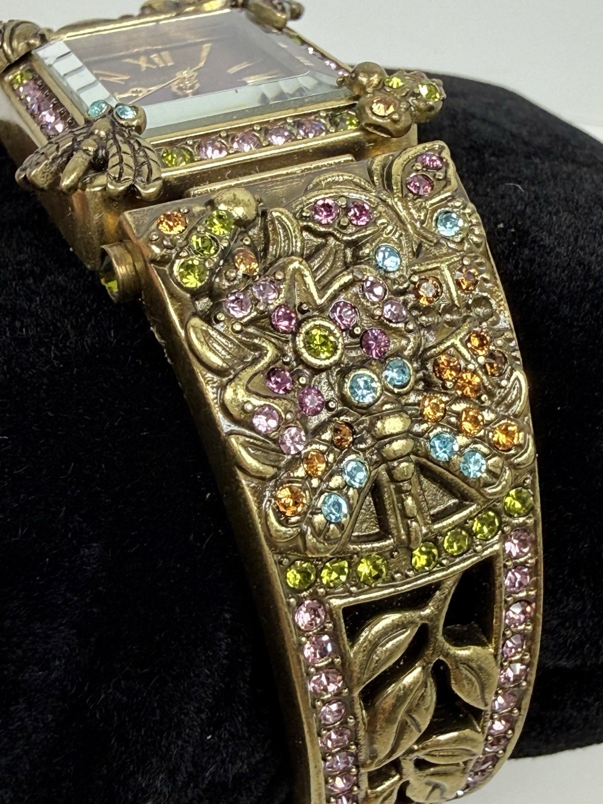 VTG Heidi Daus Rhinestone Hinged Bangle Watch B8320 New Battery