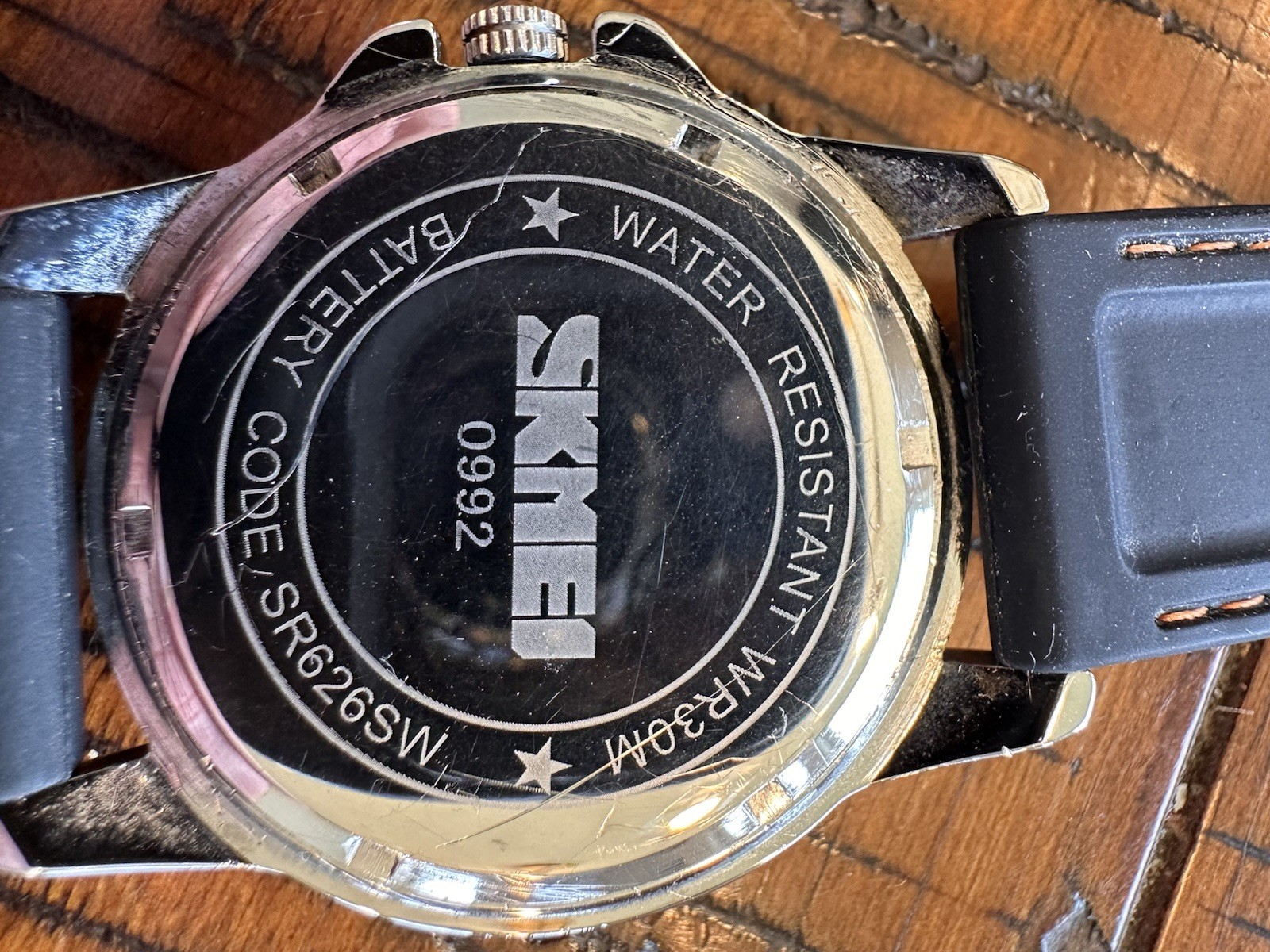 Skmei Quartz Watch With Date Function