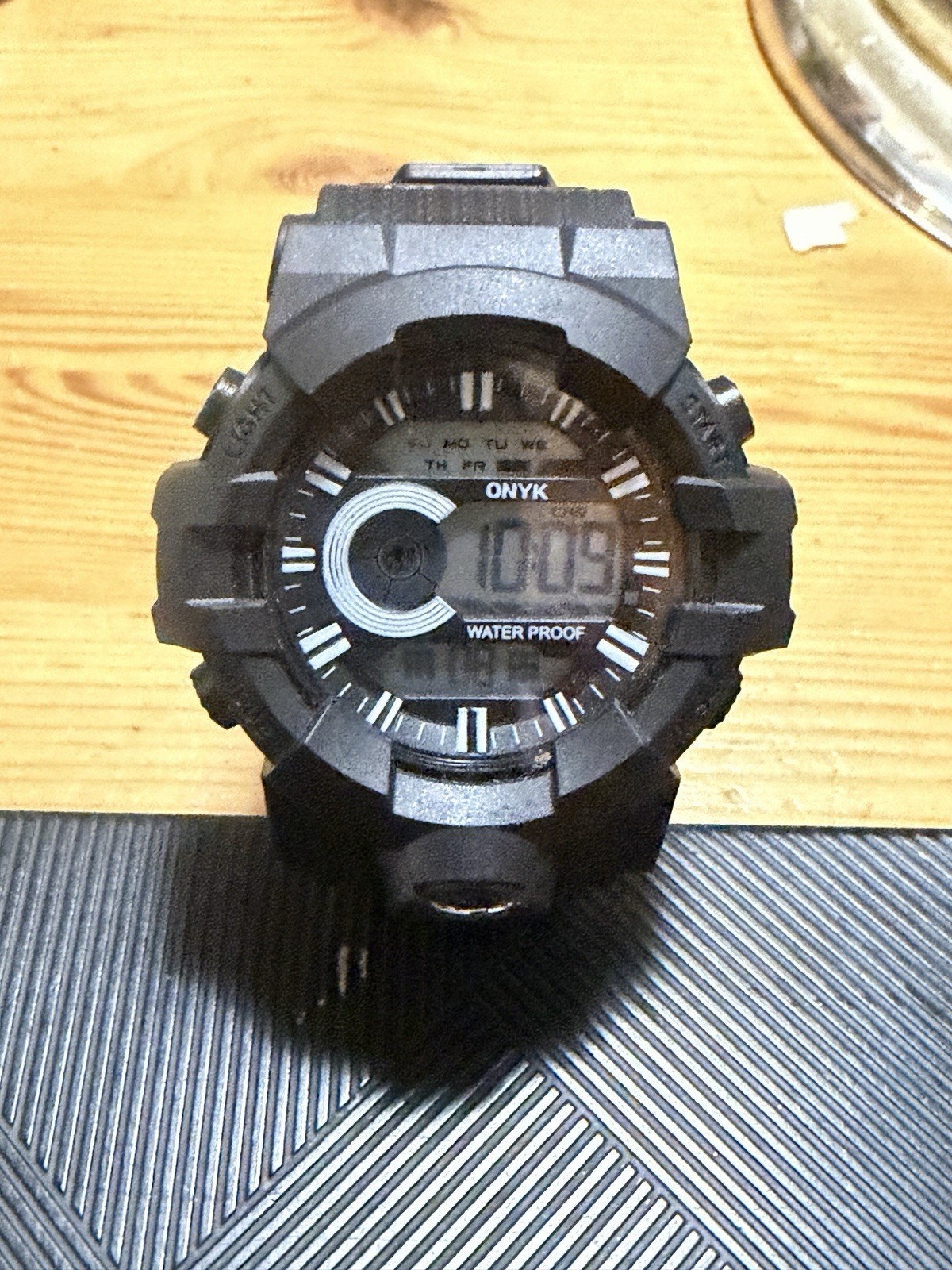 Onyx Men’s Water Resistant Sports Watch Black Camo