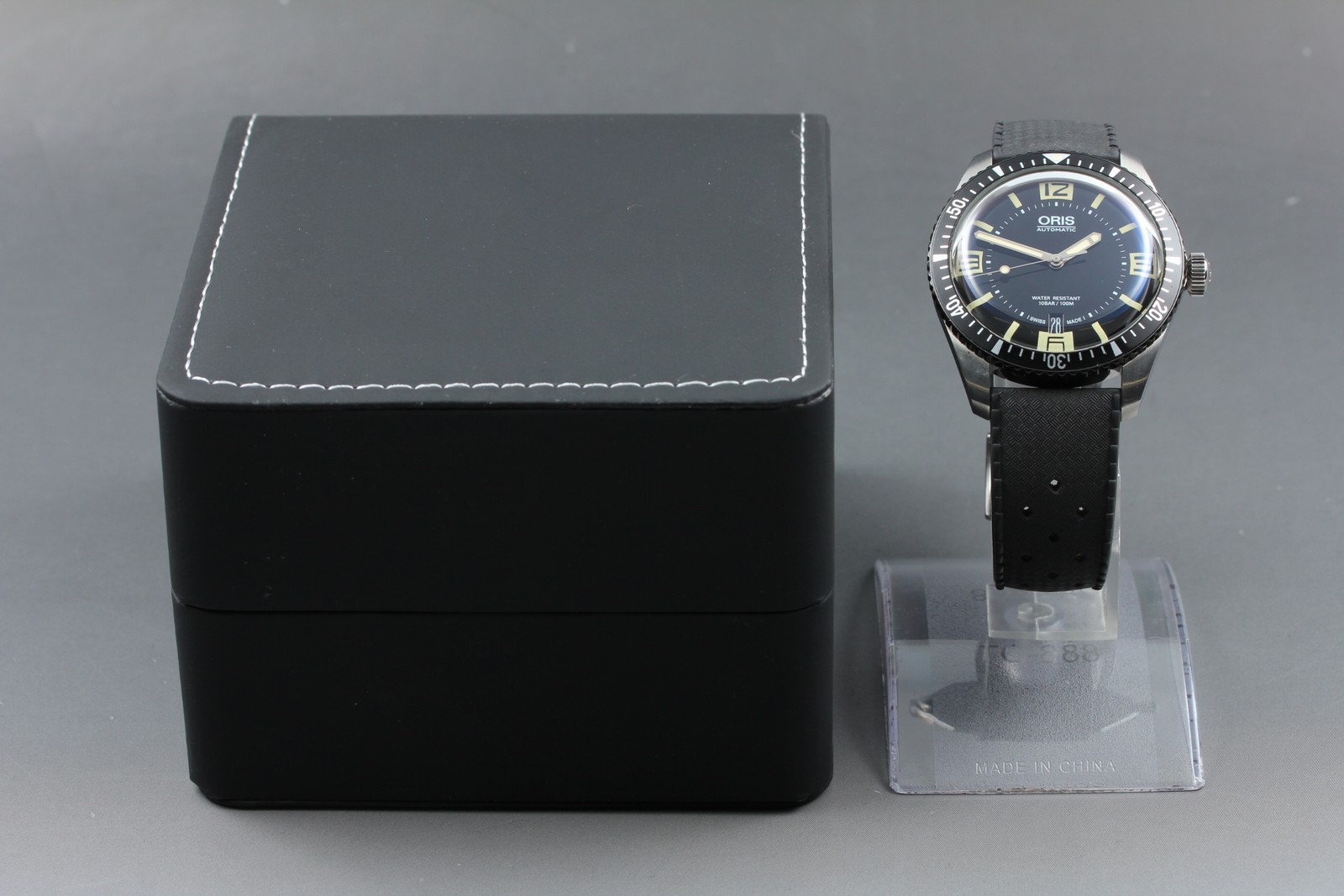 Oris Divers Sixty Five 7707 Date Black 40mm Automatic Made in Swiss Men’s Watch