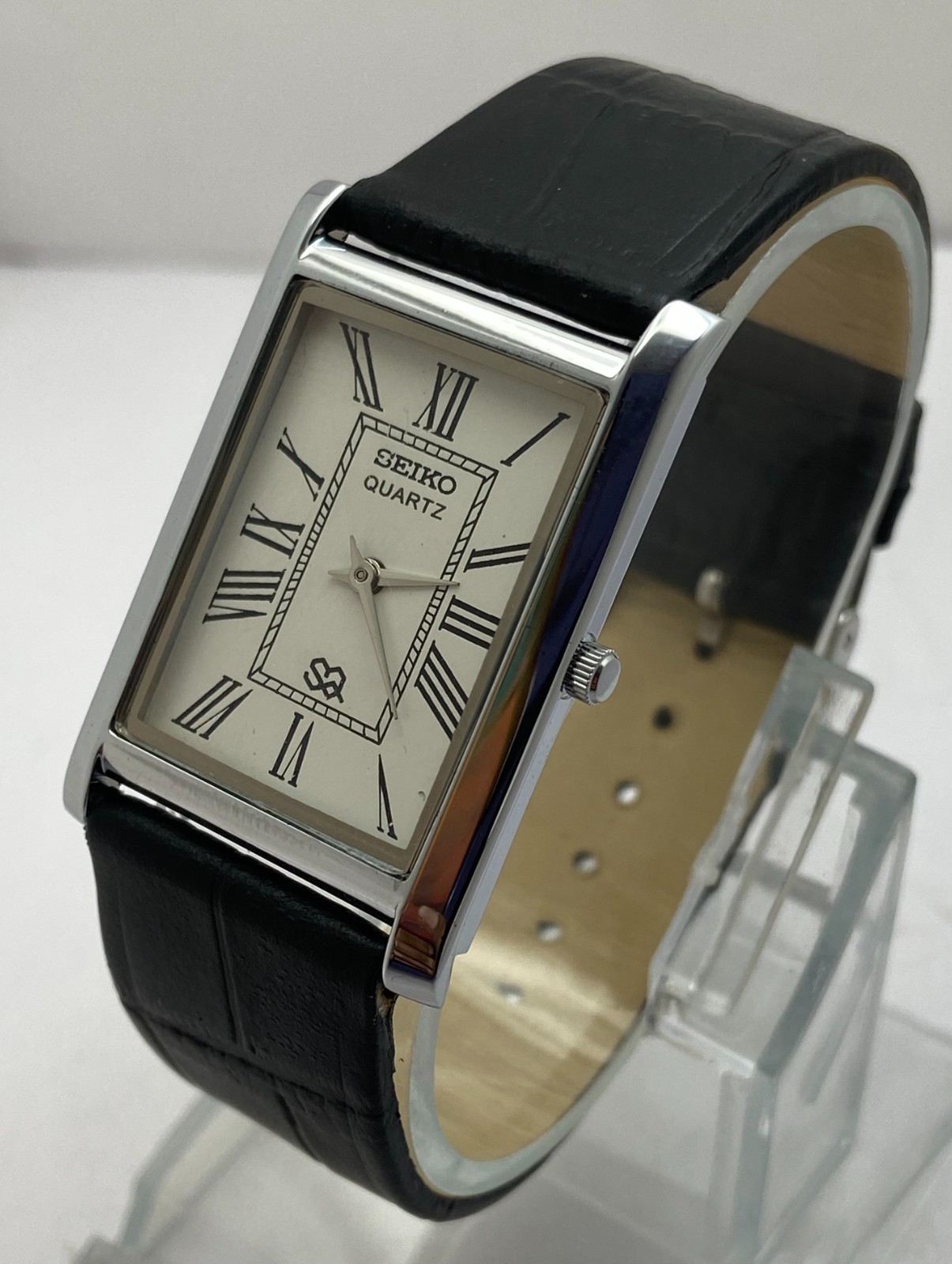 Vintage Style Seiko Slim White Roman Dial Leather Strap Men’s Wristwatch 25 mm