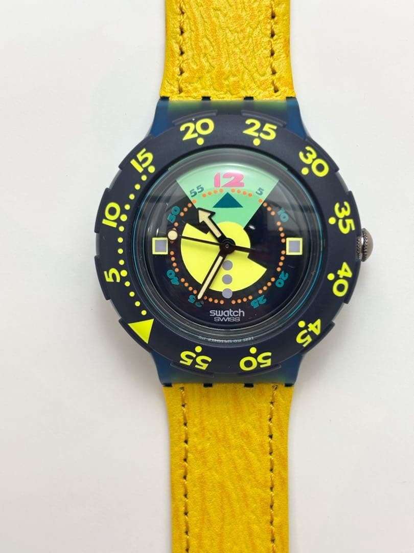 Swatch Scuba 200 Sdn102 Divine