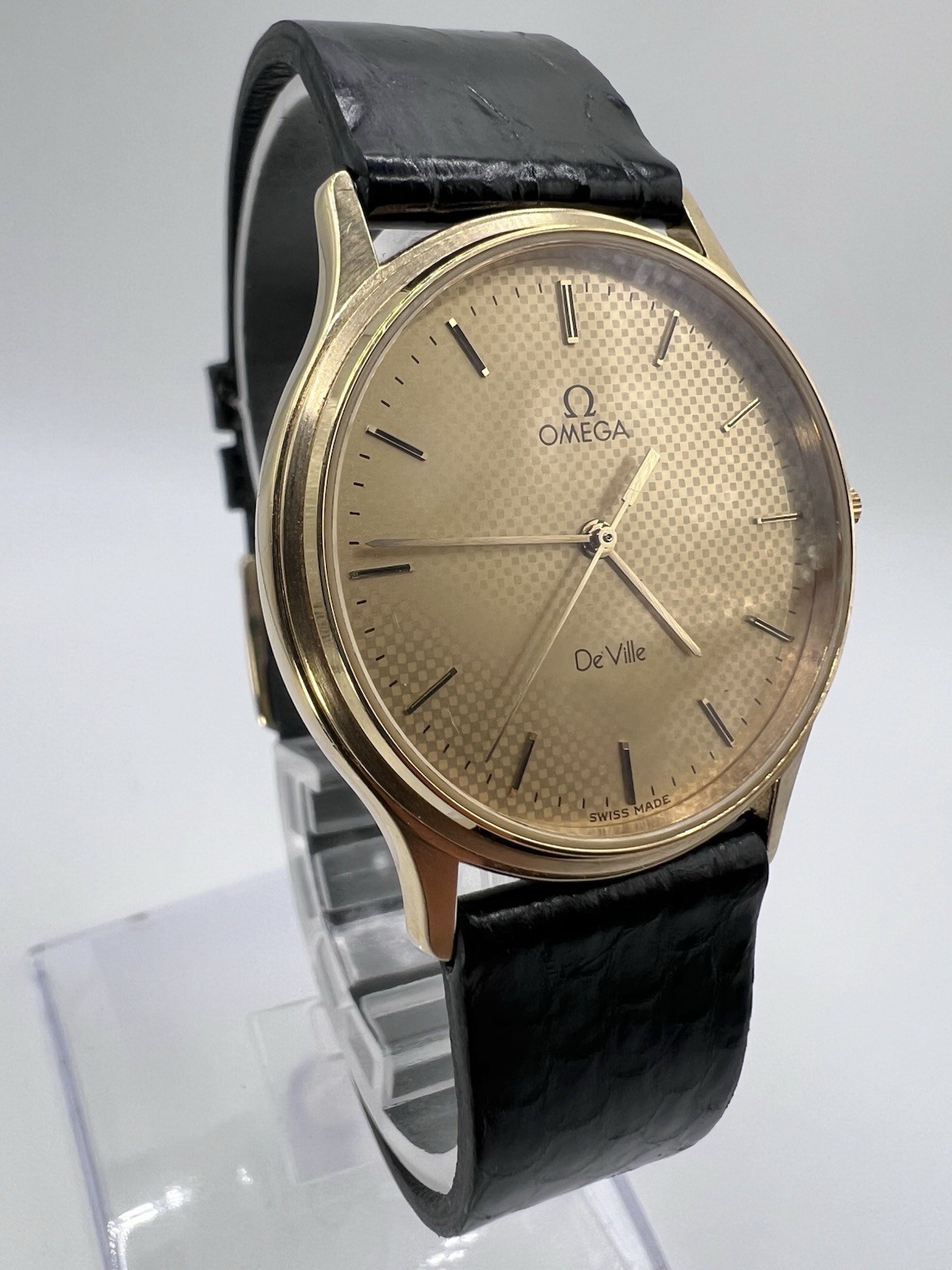 Vintage Rare Thin Omega Deville Gold Plated Guilloché Dial Men’s Watch With Box