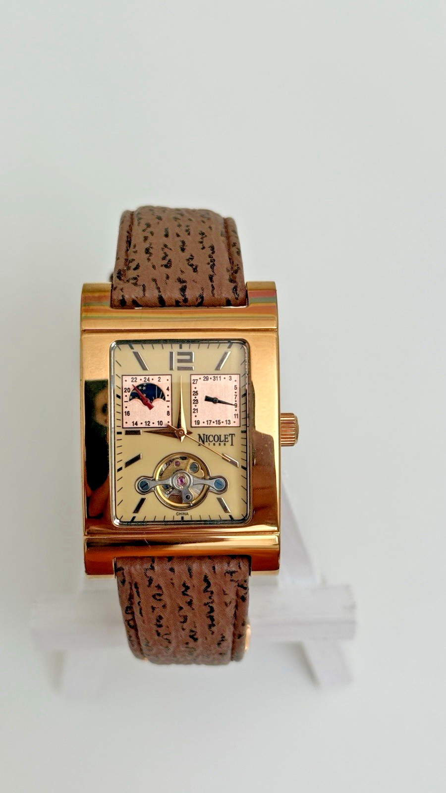Nicolet 1886 Men’s Automatic Watch Date, Day-Night Subdial 23 Jewels Vintage