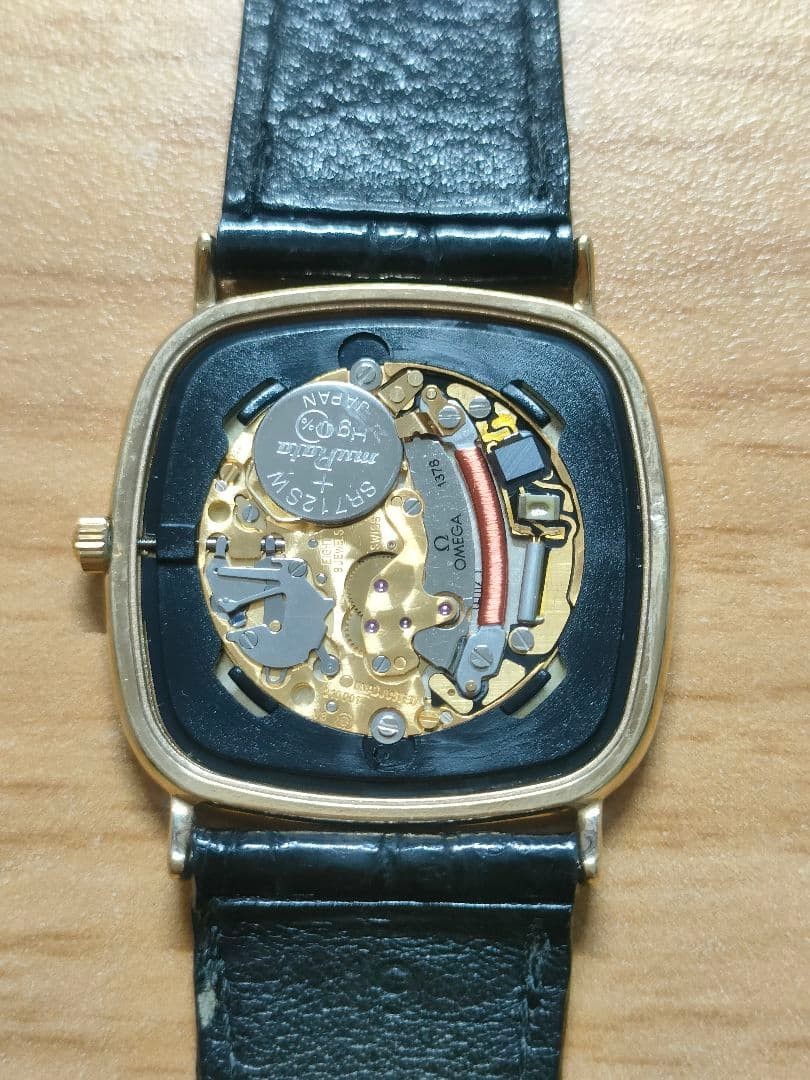 Operation OMEGA DeVILLE Watch Gold Square Thin Case 3741 Safe packing!