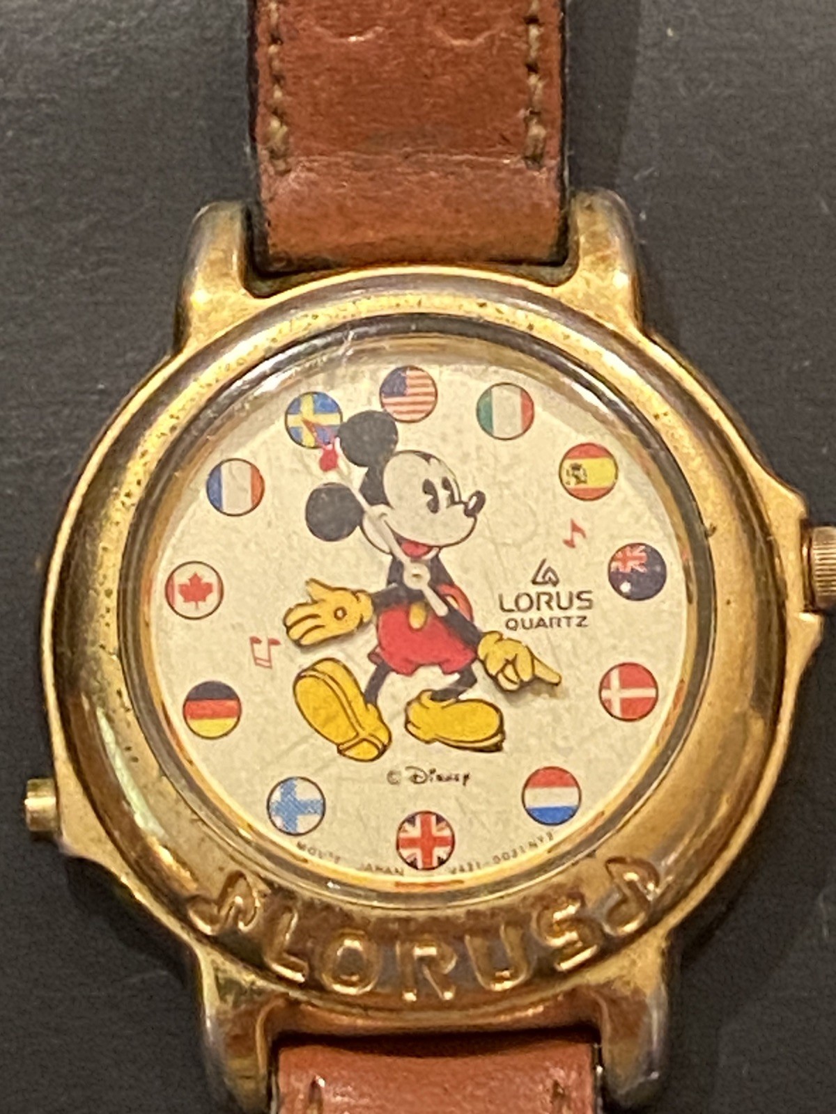 Lorus Mickey Mouse V421-0020 World Flags Watch Leather Band – Needs Battery