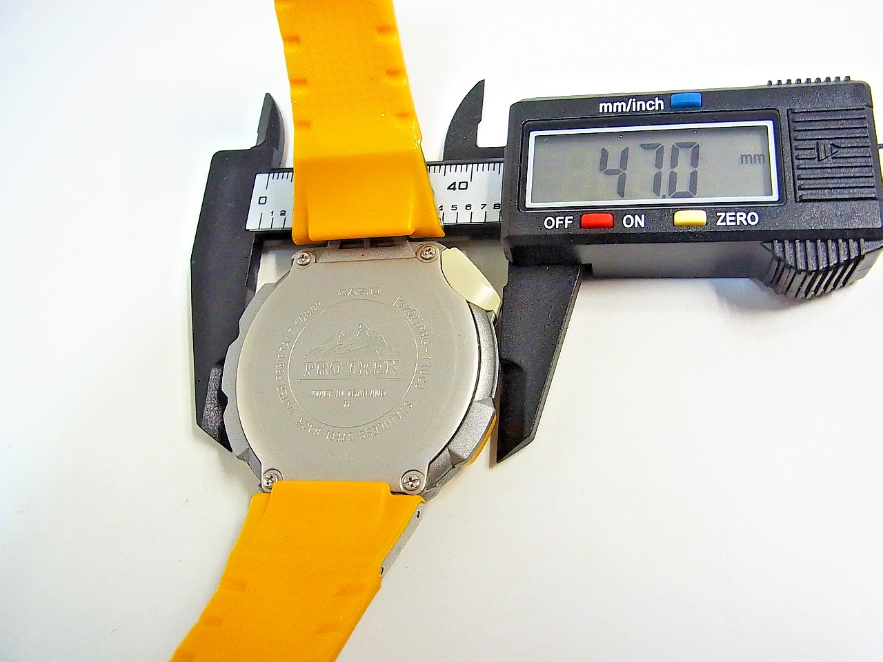 Working Casio Men’s Watch Yellow Pro Trek PRG-110CJ Tough Solar Triple Sensor