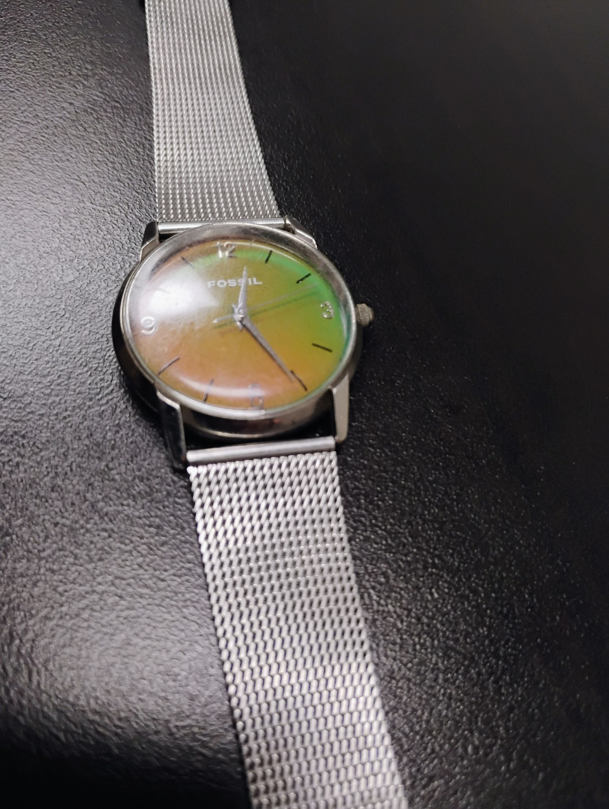 Fossil Silver Mesh Band Multicolor Mood Dial Analog Metal Wristwatch