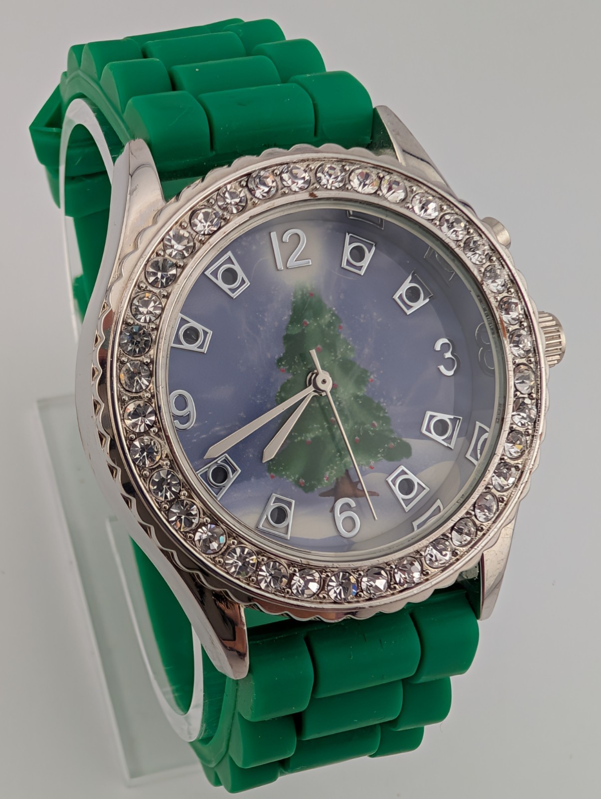 Christmas Tree Multicolor Light Up Dial Green Silicone Band- New Battery
