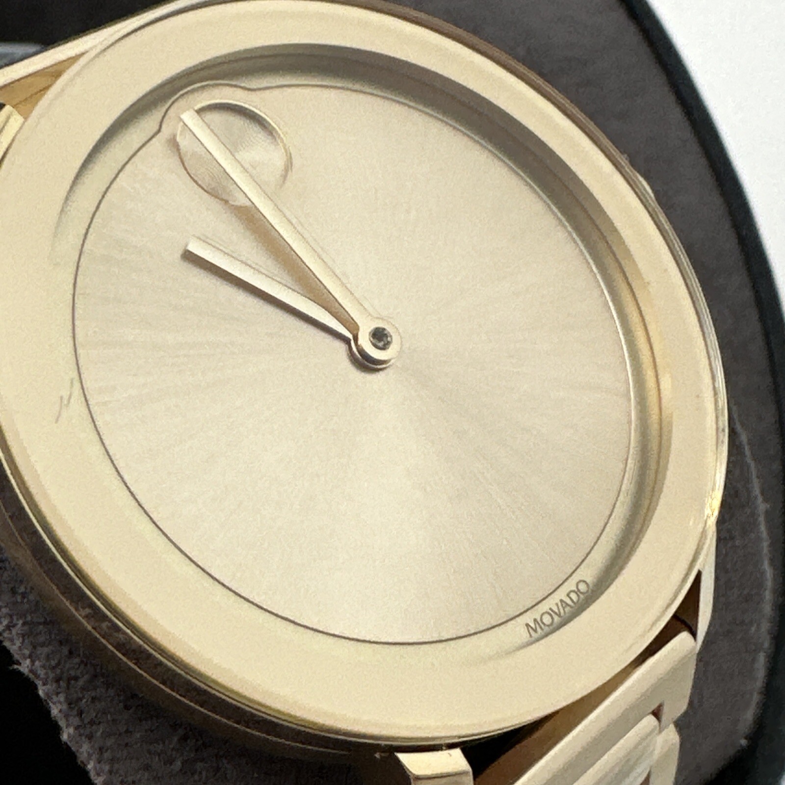 Movado Bold Gold Dial Gold Plated Women’s Watch 3600648-SD *NOT WORKING*