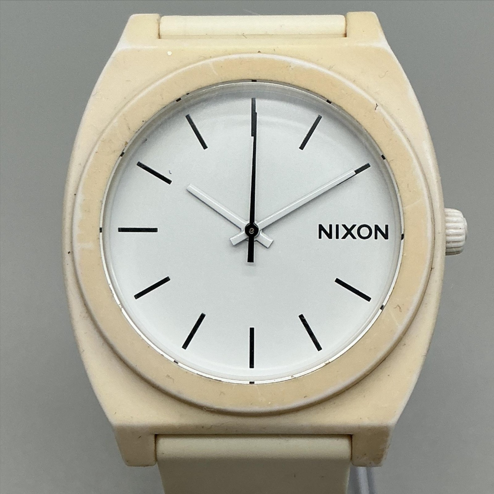 Nixon The Time Teller P Minimal Mens Watch 39mm Beige Case New Battery