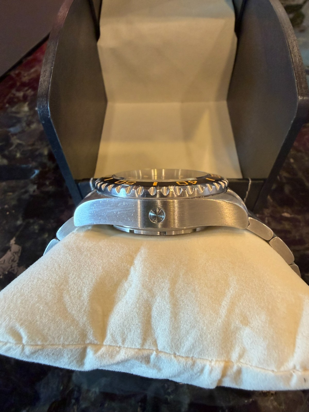 DEEP BLUE MASTER 2000 “10 YEAR ANNIVERSARY” Limited Edition 2000M DIVER