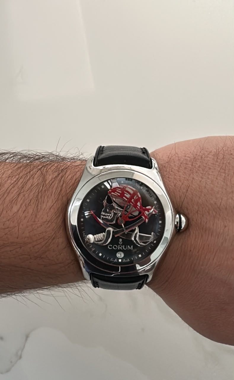 Corum Bubble Privateer Pirate Skull 082.150.20 Automatic