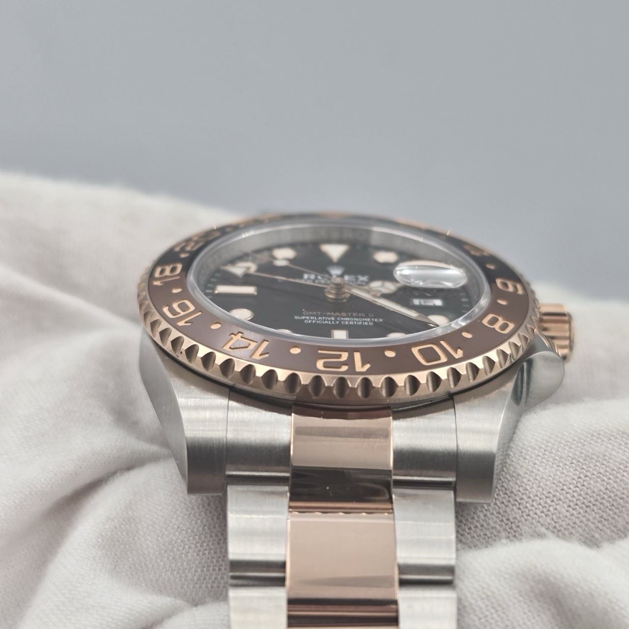 PAPERS 2019 Rolex GMT-Master II Rootbeer 40mm 126711CHNR Two-Tone Rose Gold BOX