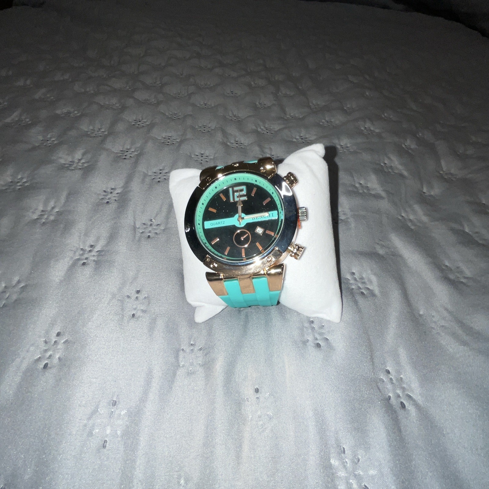 Women’s Quartz Analog Dress Watch Date 12-Hour Dial Turquoise/Gold Bracelet