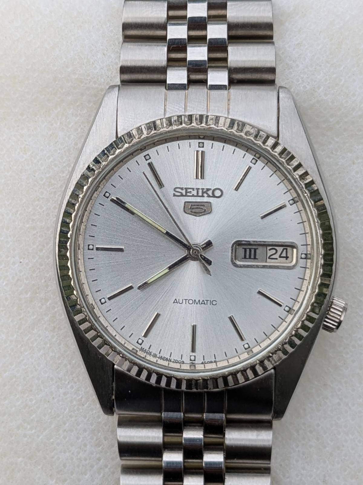 Vintage Seiko 5 Automatic Day/Date 7009-3171 Men’s watch Japan
