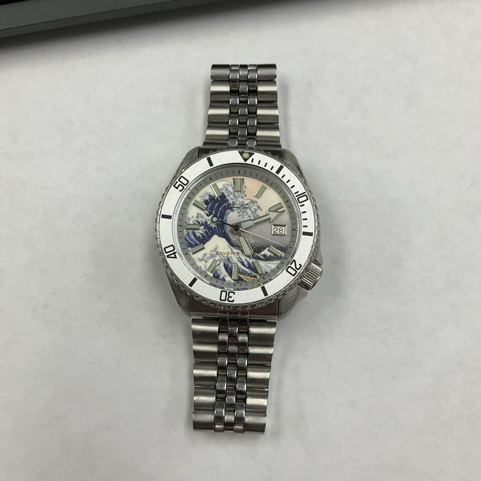 Seiko 7002-7000 Wave Off Kanagawa Men’s Watch 240341