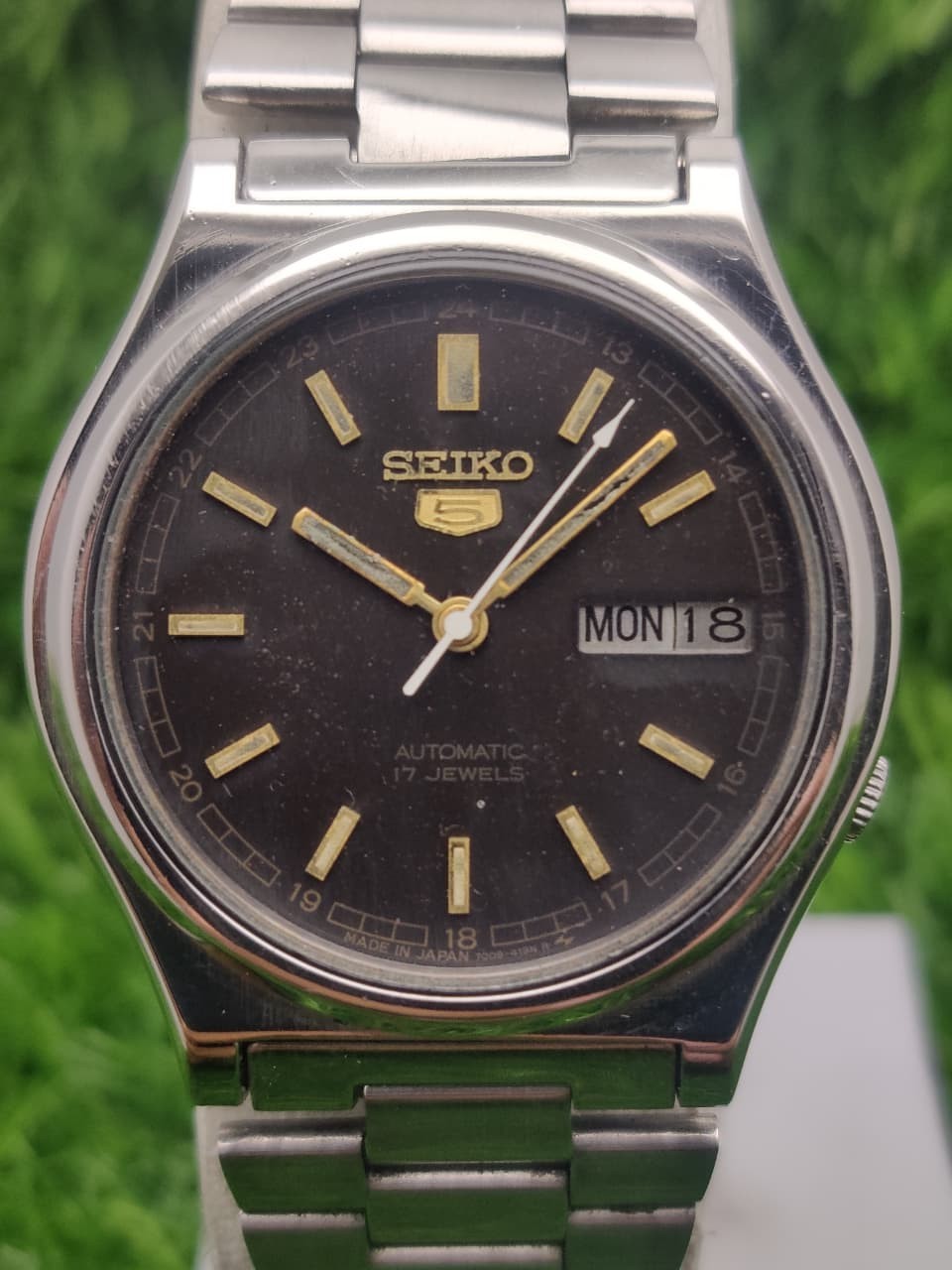 Vintage Seiko 5 7009-3171 Automatic 17 Jewels Watch Japan