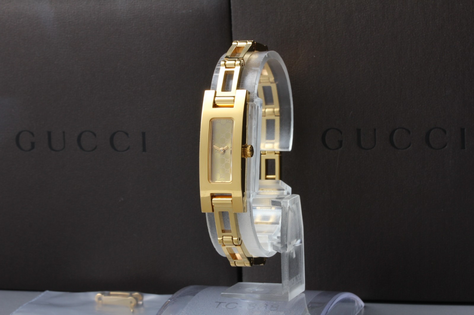 [EXC+5 w/Box] Vintage GUCCI 3900L 12mm Gold Dial Quartz Women’s Watch From JAPAN